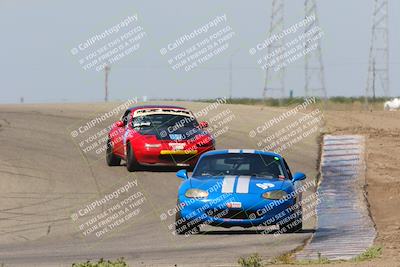 media/Apr-30-2022-CalClub SCCA (Sat) [[98b58ad398]]/Group 5/Race (Outside Grapevine)/